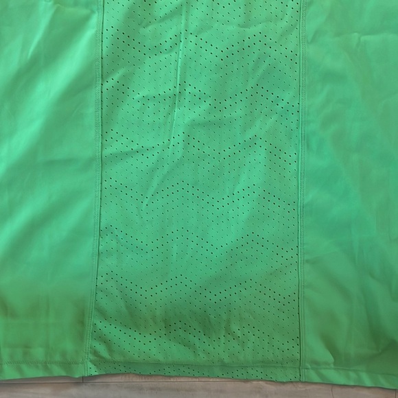 Reebok  CrossFit Tank  Bright Mint Green scoopneck  Aerated  lightweight  Size S - Picture 7 of 12